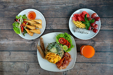 Restaurant : Yipmunta Pool Villa Phuket, Cherngtalay, Talang, Phuket,